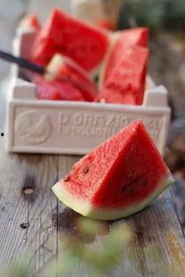 吃瓜山人,揭秘网络时代的“吃瓜群众”现象